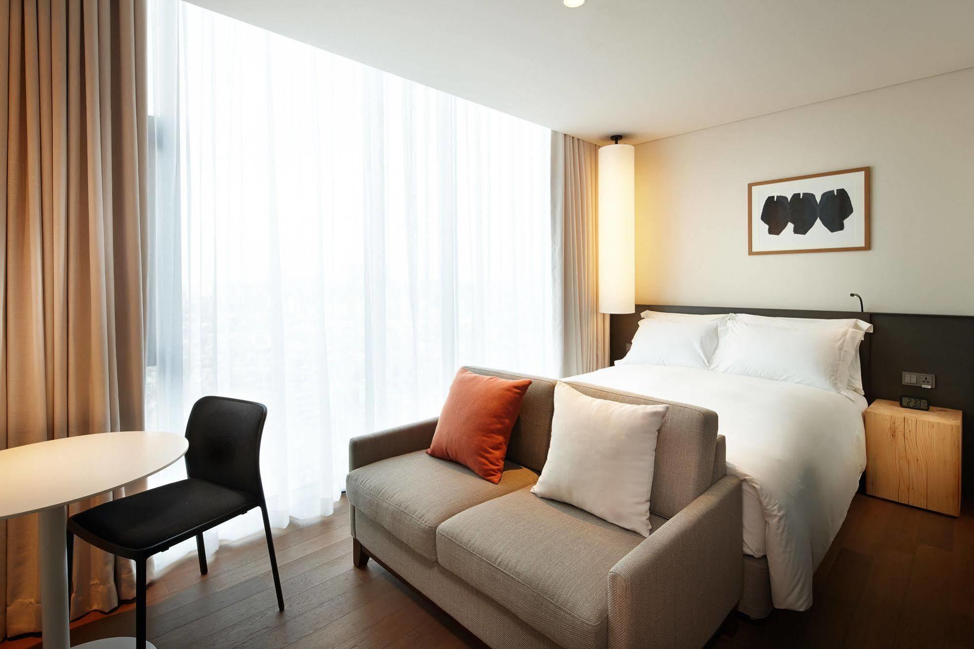 Shilla Guro Hotel 4*